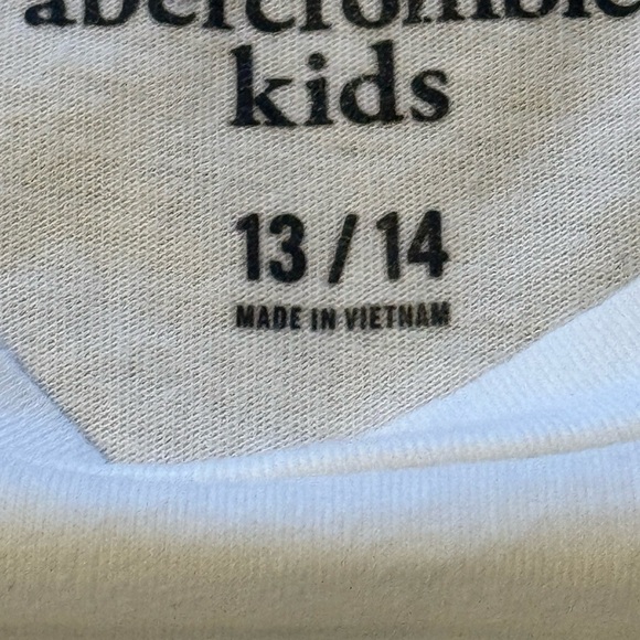Abercrombie Kids T-Shirt | Kids Size 13/14 - Picture 5 of 13